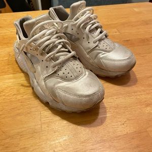 Cream Women's Nike Huarache